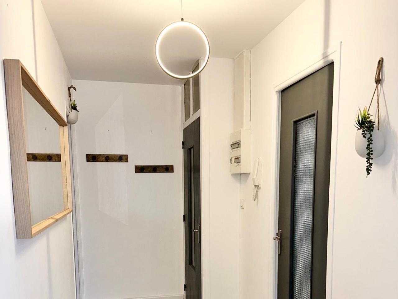 Les Appartements Du Mas - Rose Marie Aigues-Mortes Extérieur photo