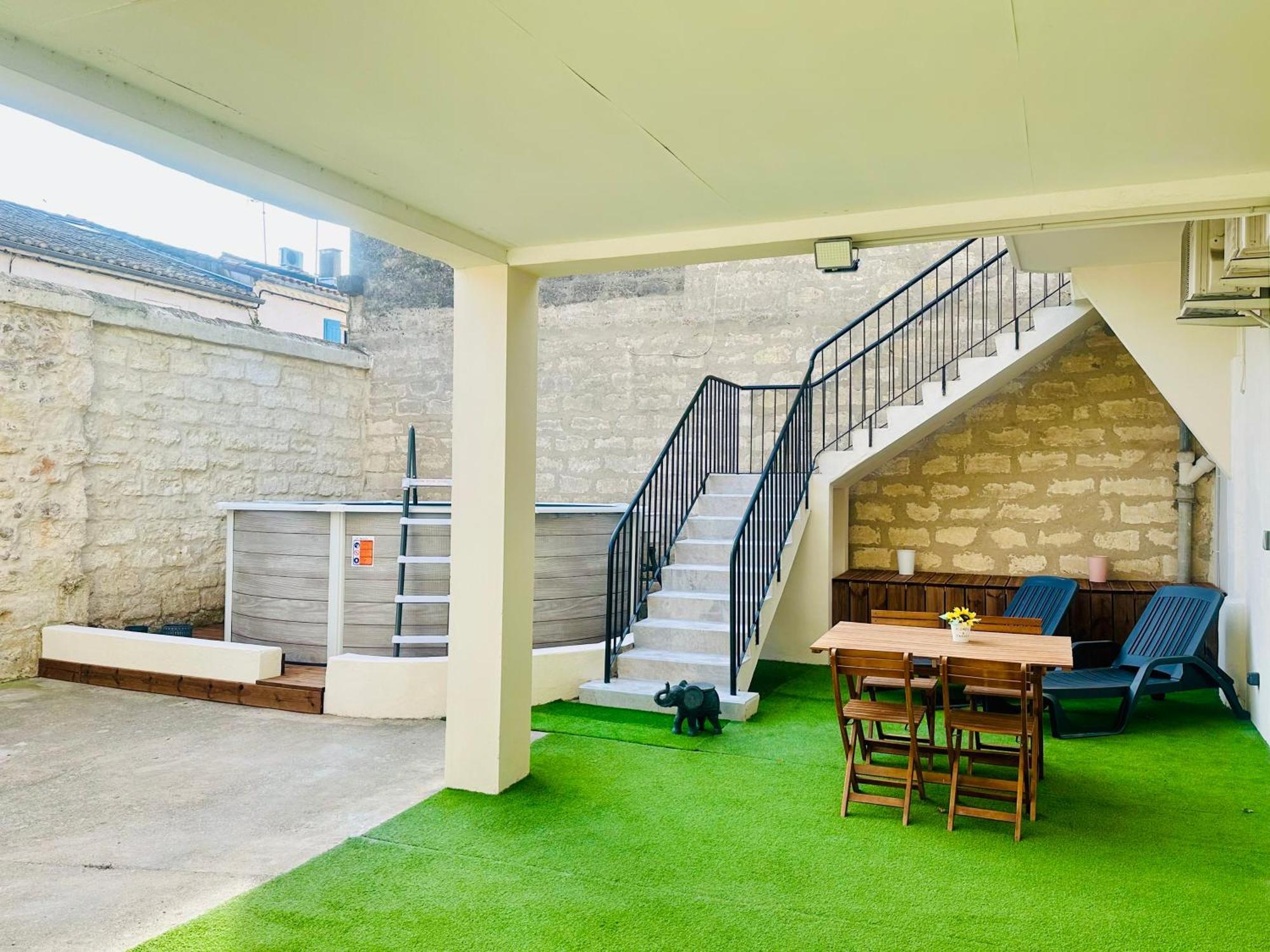 Les Appartements Du Mas - Rose Marie Aigues-Mortes Extérieur photo
