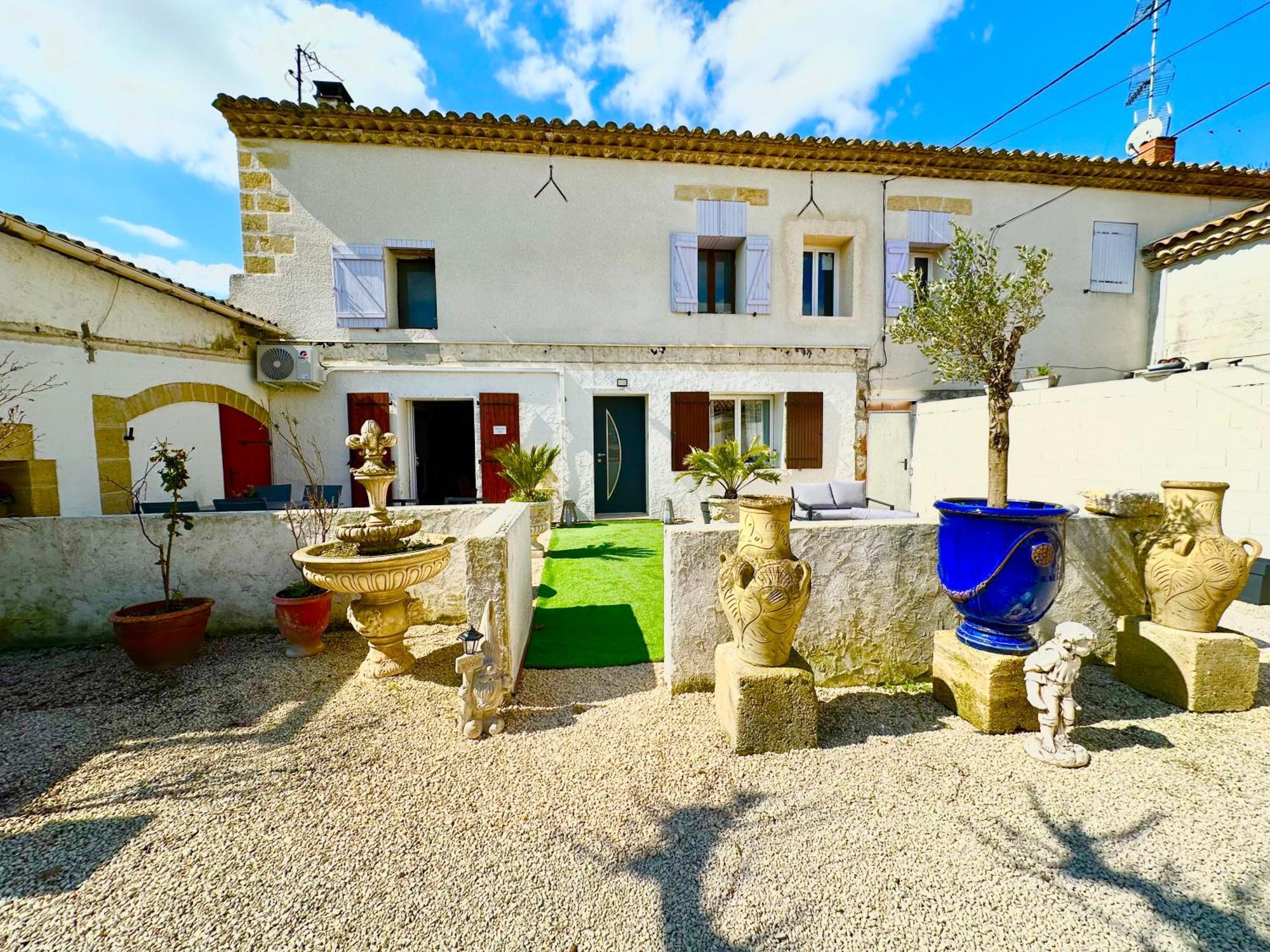Les Appartements Du Mas - Rose Marie Aigues-Mortes Extérieur photo